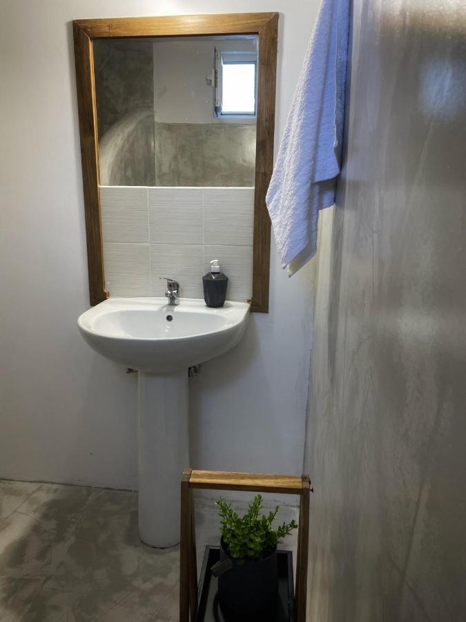Giasemi Apartments 카리스토스 외부 사진